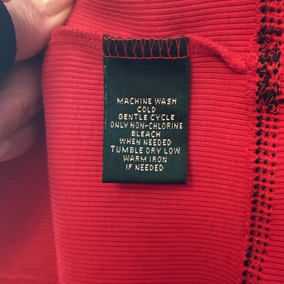 Ralph Lauren Red Top/ Blue trim sleeve Size ~ Large “ NWOT” - Picture 4 of 4